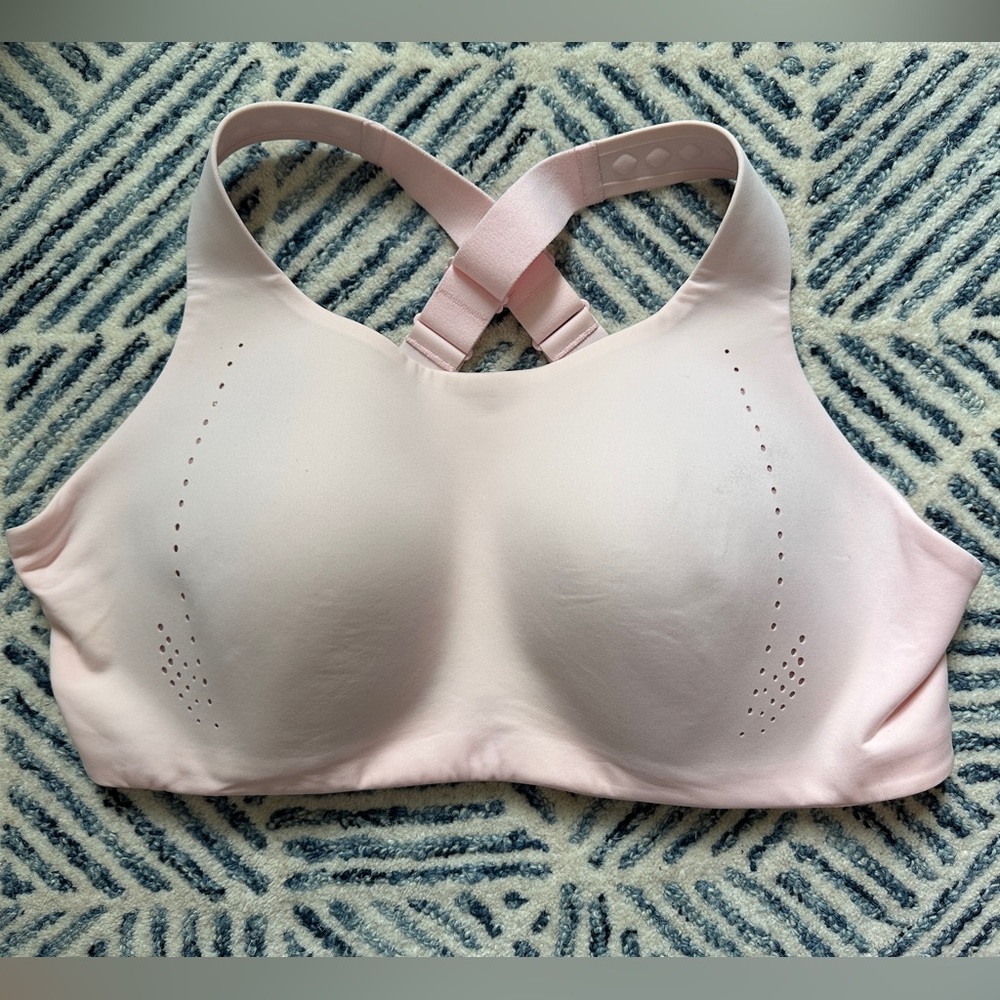 Lululemon Air Support Bra (NWOT attached) 36DDD